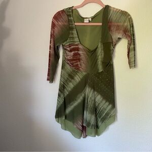 Sweet Pea Stylish Green and Red Top, Size Medium